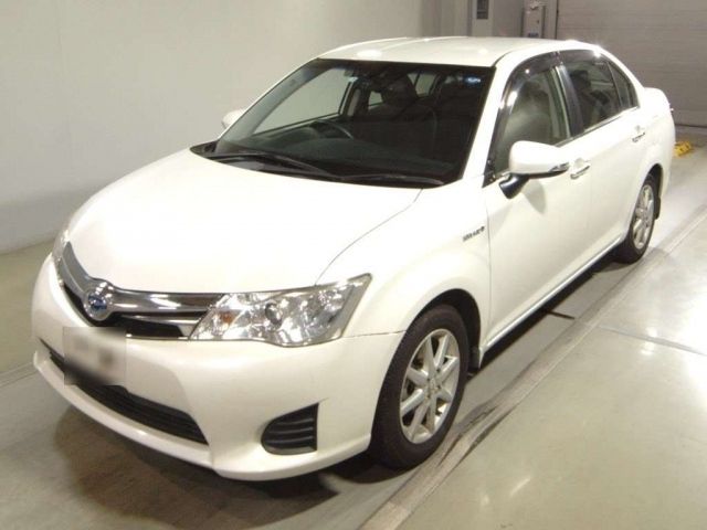 57 Toyota Corolla axio NKE165 2015 г. (TAA Tohoku)